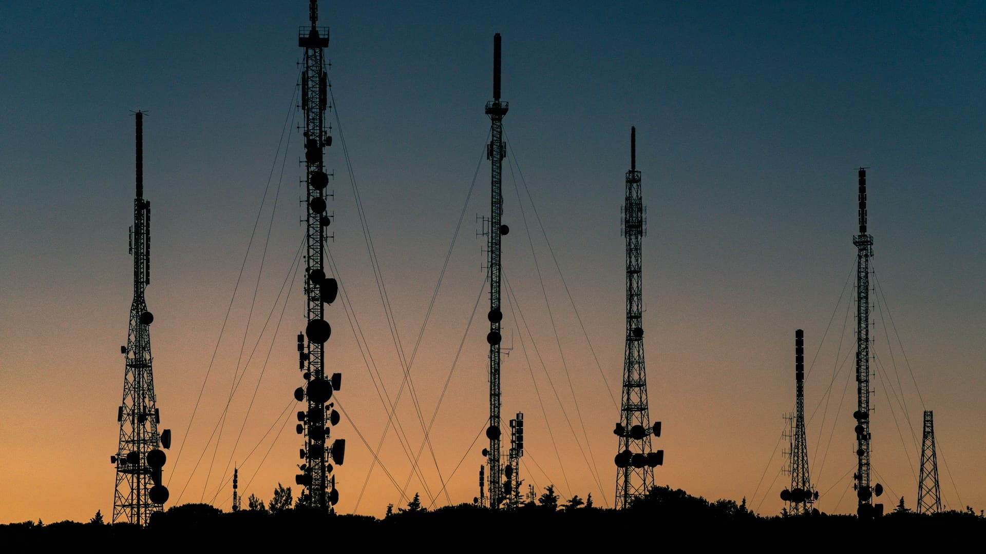 Telecom / Photo by Mario Caruso on Unsplash